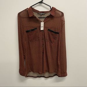 ✨NEW✨ RED SLINKY BUTTON UP BLOUSE / STRETCHY